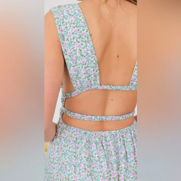 NWT Women’s Floral Backless Mini Dress | Spring Sundress | Sizes S-L - Picture 3 of 8
